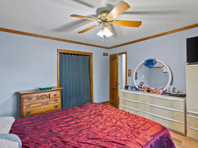 N268 Calvin Avenue, West Chicago, IL 60185