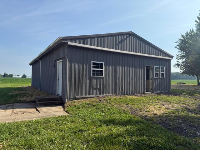 8207 County Road 40, Galion, OH 44833