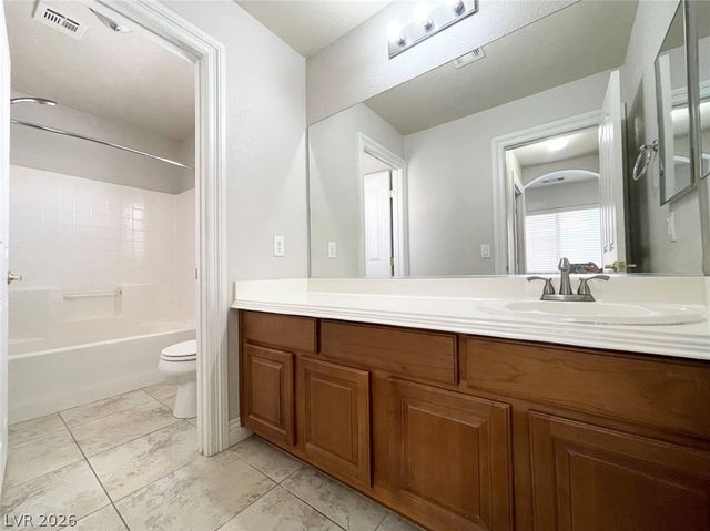 5152 Moose Falls Drive, Las Vegas, NV 89141