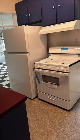 1012 NE 1ST AVENUE, Gainesville, FL 32601