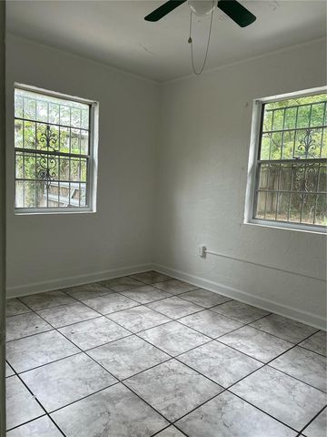 1012 NE 1ST AVENUE, Gainesville, FL 32601