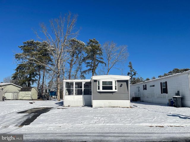 44 WOODCHUCK PKWY, Whiting, NJ 08759