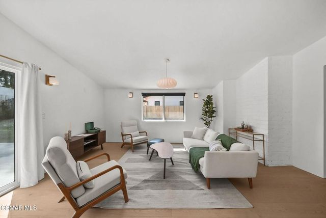 20710 Haynes Street, Winnetka, CA 91306
