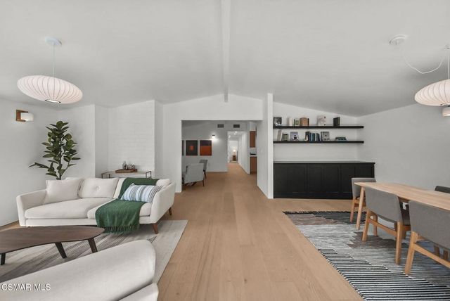 20710 Haynes Street, Winnetka, CA 91306