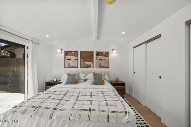 20710 Haynes Street, Winnetka, CA 91306