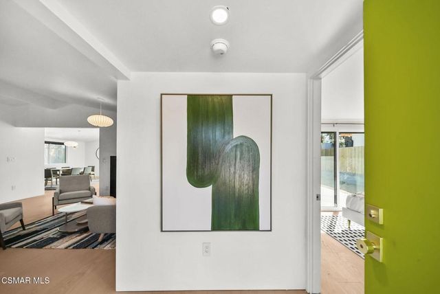 20710 Haynes Street, Winnetka, CA 91306
