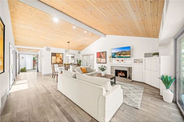 58 Fulton, Irvine, CA 92620