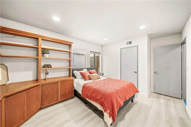 58 Fulton, Irvine, CA 92620