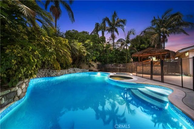 58 Fulton, Irvine, CA 92620