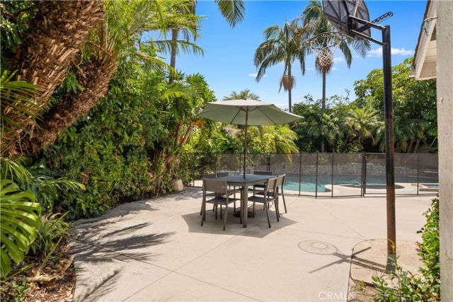 58 Fulton, Irvine, CA 92620