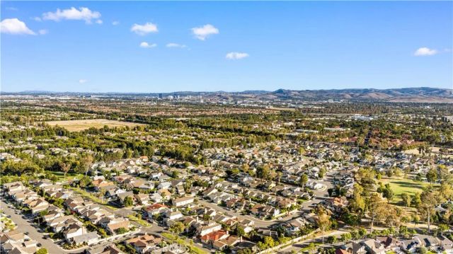 58 Fulton, Irvine, CA 92620