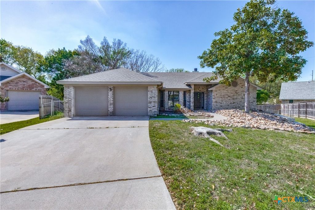 4318 Woodstone Circle, Temple, TX 76502