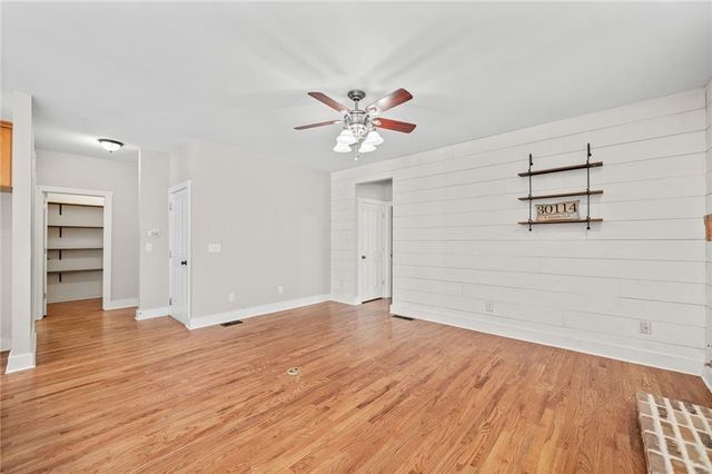 521 Wooded Mountain Trail, Canton, GA 30114