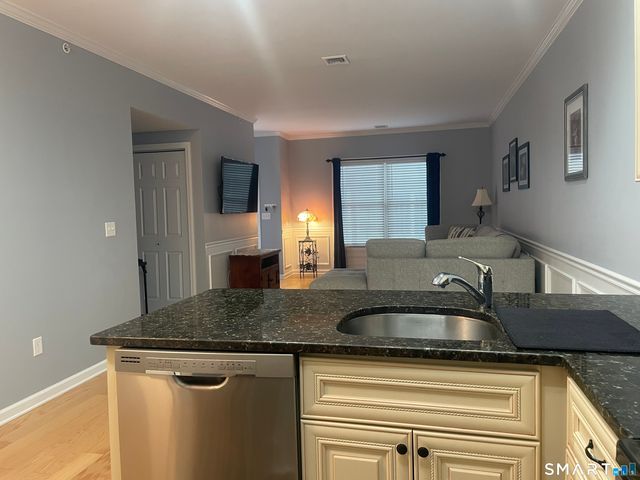 130 Meridian Street 301, Groton, CT 06340