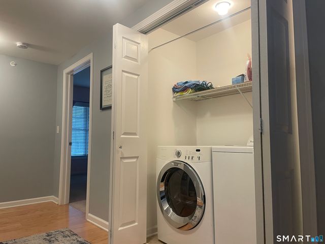 130 Meridian Street 301, Groton, CT 06340