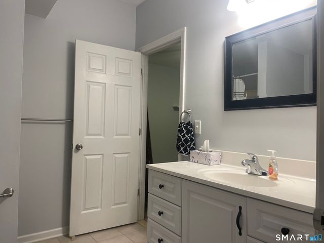 130 Meridian Street 301, Groton, CT 06340