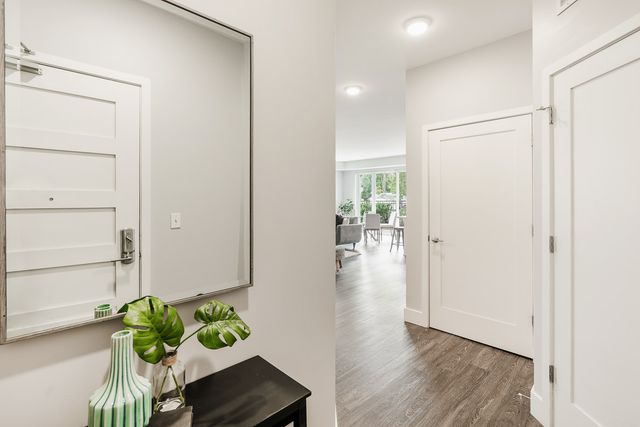 101 W Liberty Street 110, Barrington, IL 60010