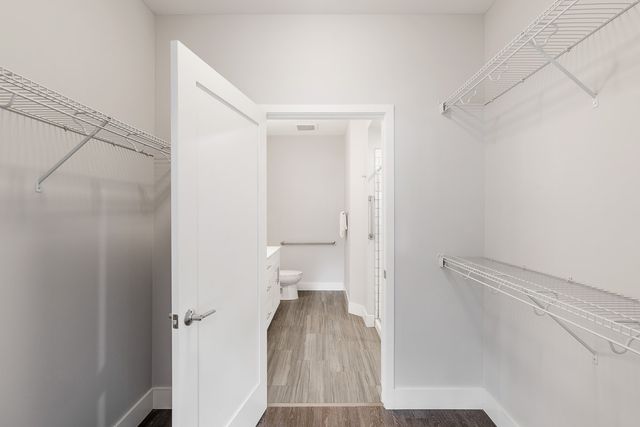 101 W Liberty Street 110, Barrington, IL 60010