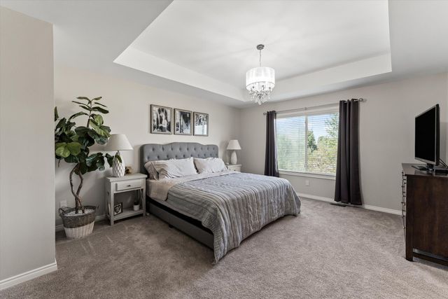 24323 Heatherwood Drive, South Lyon City, MI 48178