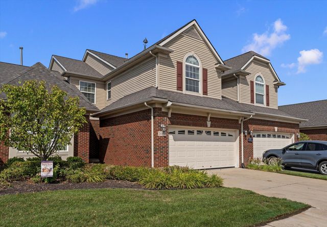24323 Heatherwood Drive, South Lyon City, MI 48178