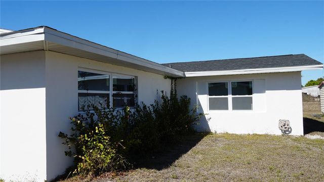 3552 MIDDLETOWN STREET, Port Charlotte, FL 33952