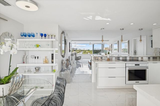 215 N Birch 8C, Fort Lauderdale, FL 33304