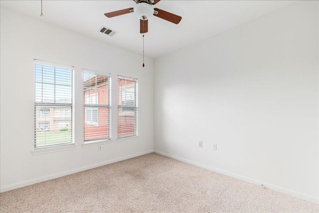 2900 S Lakeline BLVD 124, Cedar Park, TX 78613