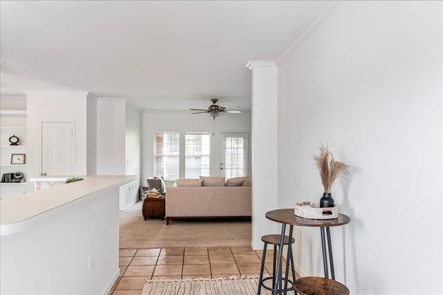 2900 S Lakeline BLVD 124, Cedar Park, TX 78613