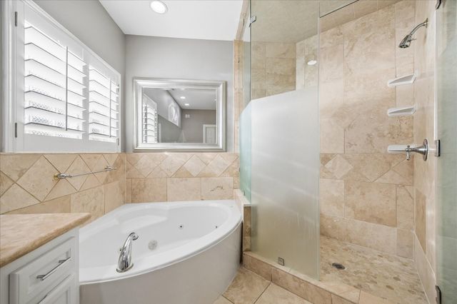 4909 Spruce Street, Bellaire, TX 77401