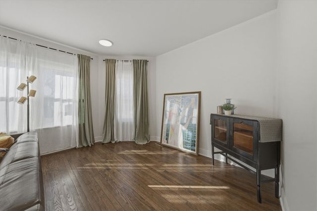 1929 S 3rd Avenue, Maywood, IL 60153