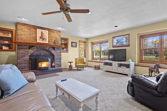 N4742 THOMPSON ROAD, Shiocton, WI 54170