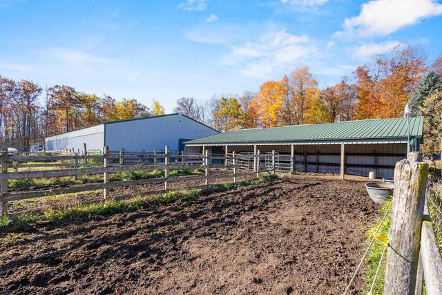 N4742 THOMPSON ROAD, Shiocton, WI 54170
