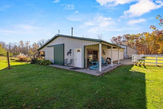 N4742 THOMPSON ROAD, Shiocton, WI 54170