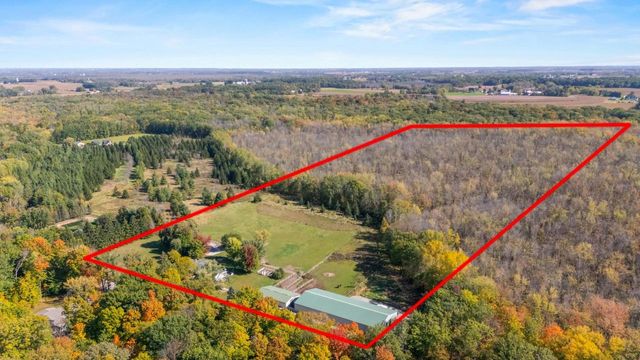 N4742 THOMPSON ROAD, Shiocton, WI 54170