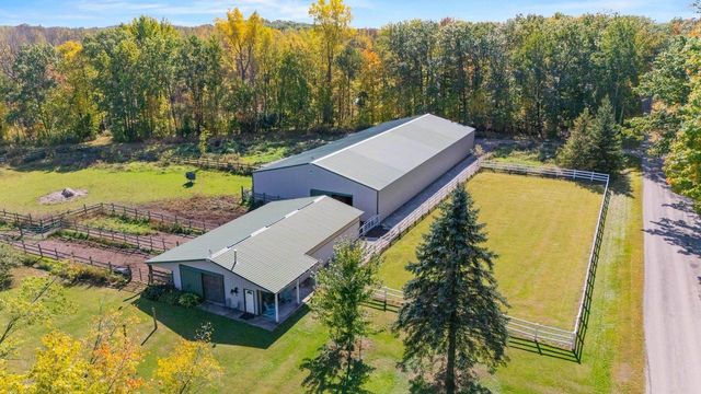 N4742 THOMPSON ROAD, Shiocton, WI 54170