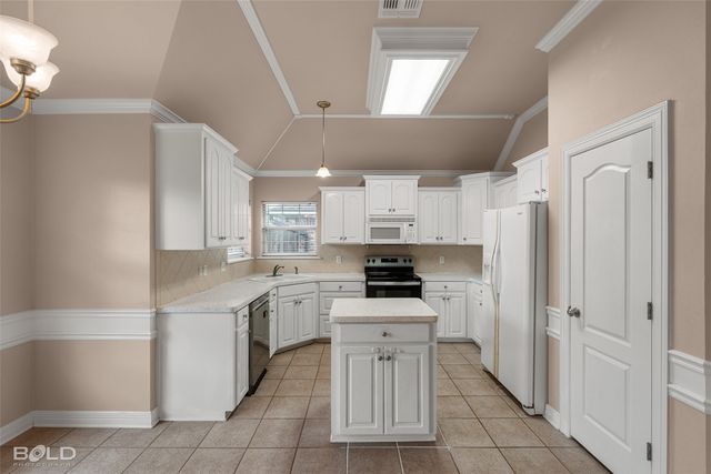 6012 Whitney Drive, Bossier City, LA 71111