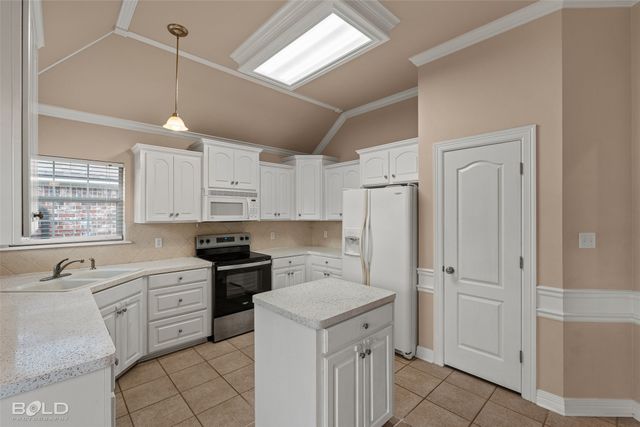 6012 Whitney Drive, Bossier City, LA 71111