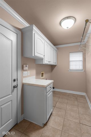 6012 Whitney Drive, Bossier City, LA 71111