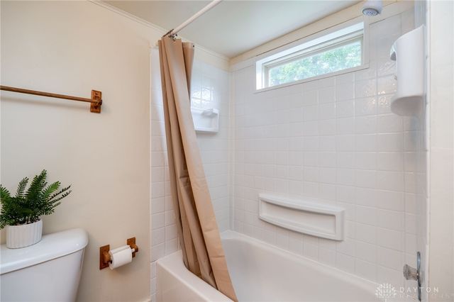 6570 S Tipp Cowl Road, Tipp City, OH 45371
