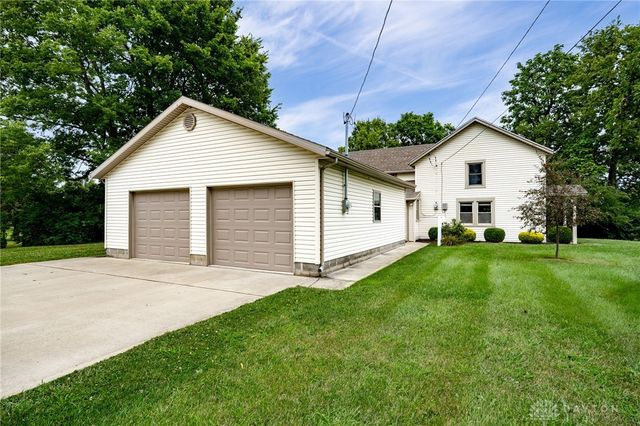 6570 S Tipp Cowl Road, Tipp City, OH 45371