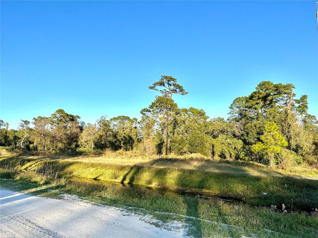 1635 CENTRAL PARKWAY, Deland, FL 32724