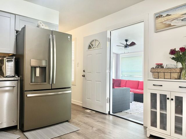 517 N Camden Drive, Fort Wayne, IN 46825