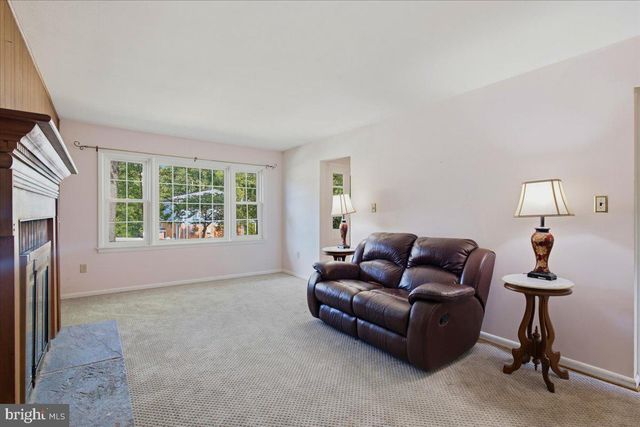 7021 SAINT ANNES AVE, Lanham, MD 20706