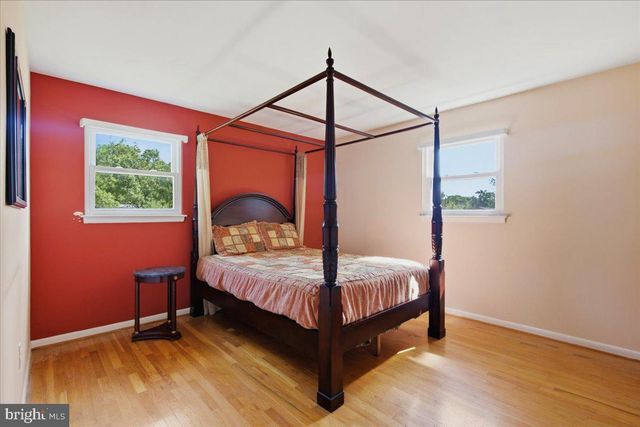 7021 SAINT ANNES AVE, Lanham, MD 20706