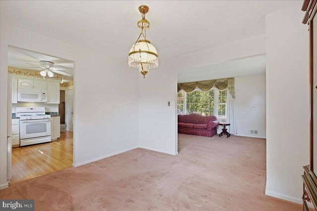 7021 SAINT ANNES AVE, Lanham, MD 20706