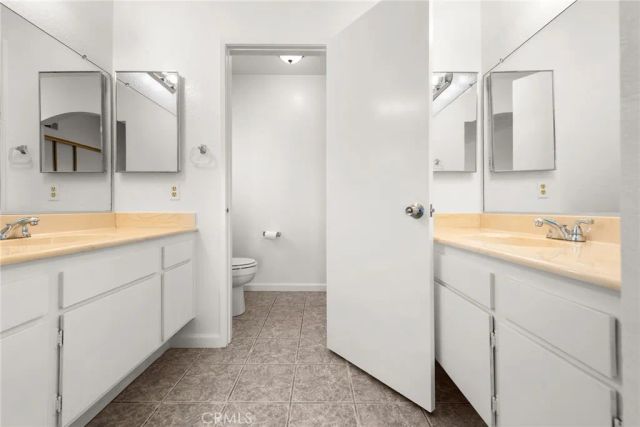15940 Mesa Dr, Fontana, CA 92336