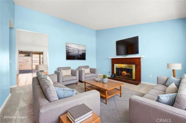 15940 Mesa Dr, Fontana, CA 92336