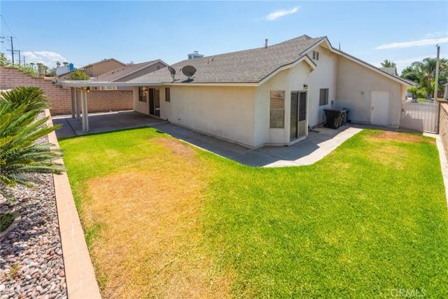 15940 Mesa Dr, Fontana, CA 92336
