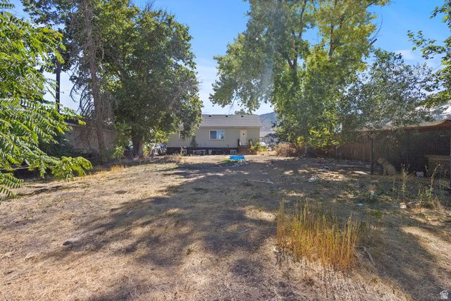 141 N PINEHURST AVE, Tooele, UT 84074