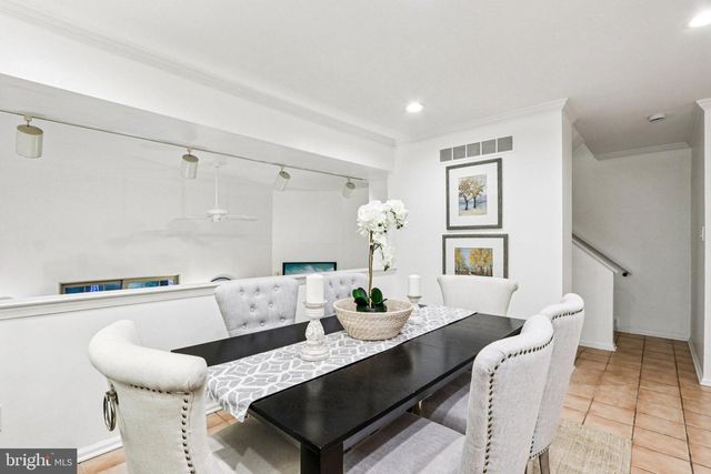 120 EATON DR, Wayne, PA 19087